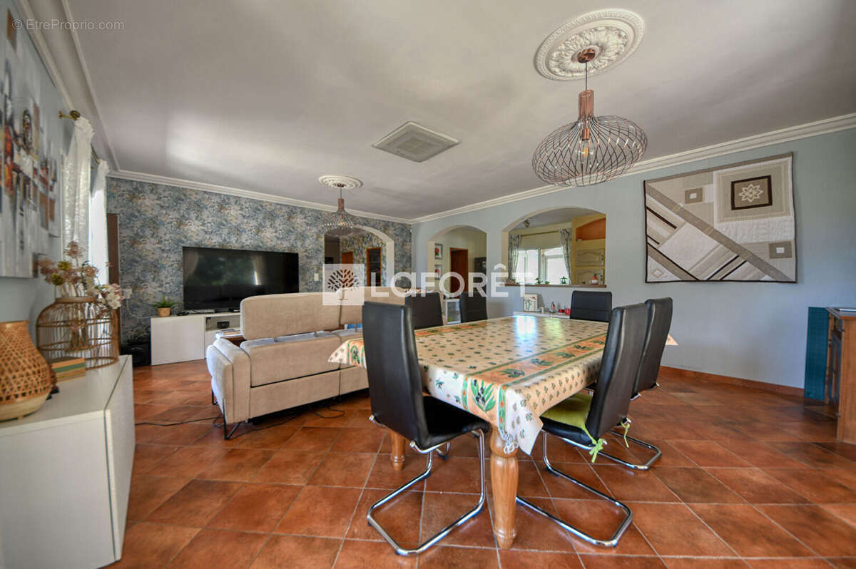 Maison a vendre a graulhet - photo 3