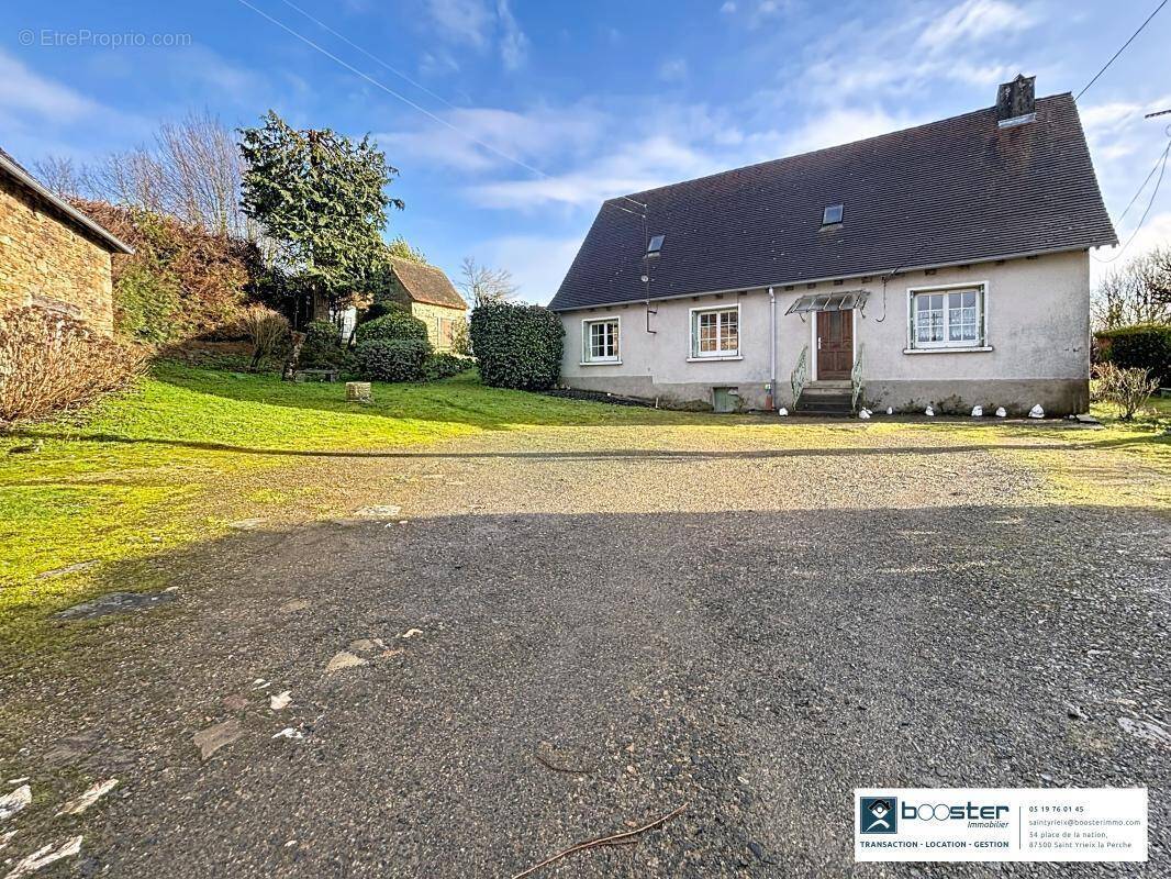 Maison à JUMILHAC-LE-GRAND