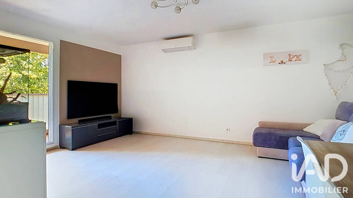 Photo 1 - Appartement à MARSEILLE-11E