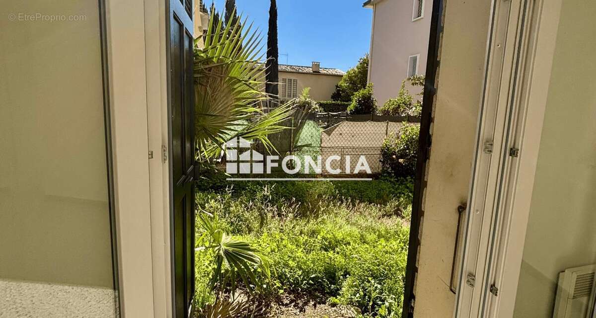 Appartement à HYERES