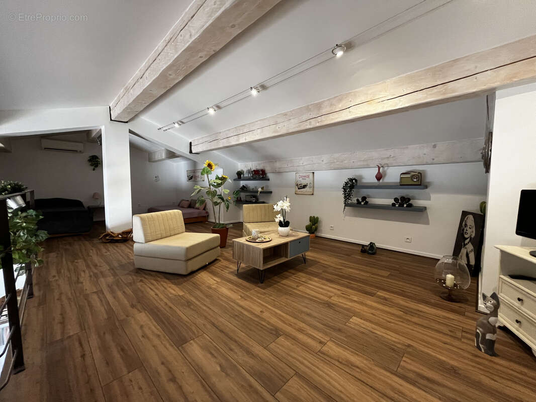 Maison à SAINT-ANTONIN-DU-VAR