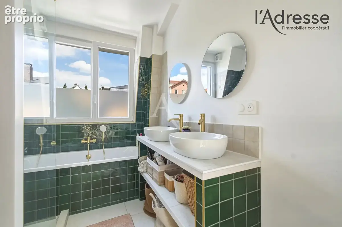 Maison familiale de 180m² avec jardin de 392m² ! - photo 8