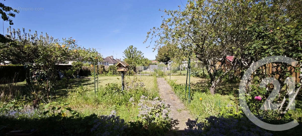 Maison à LA CHAPELLE-DU-NOYER