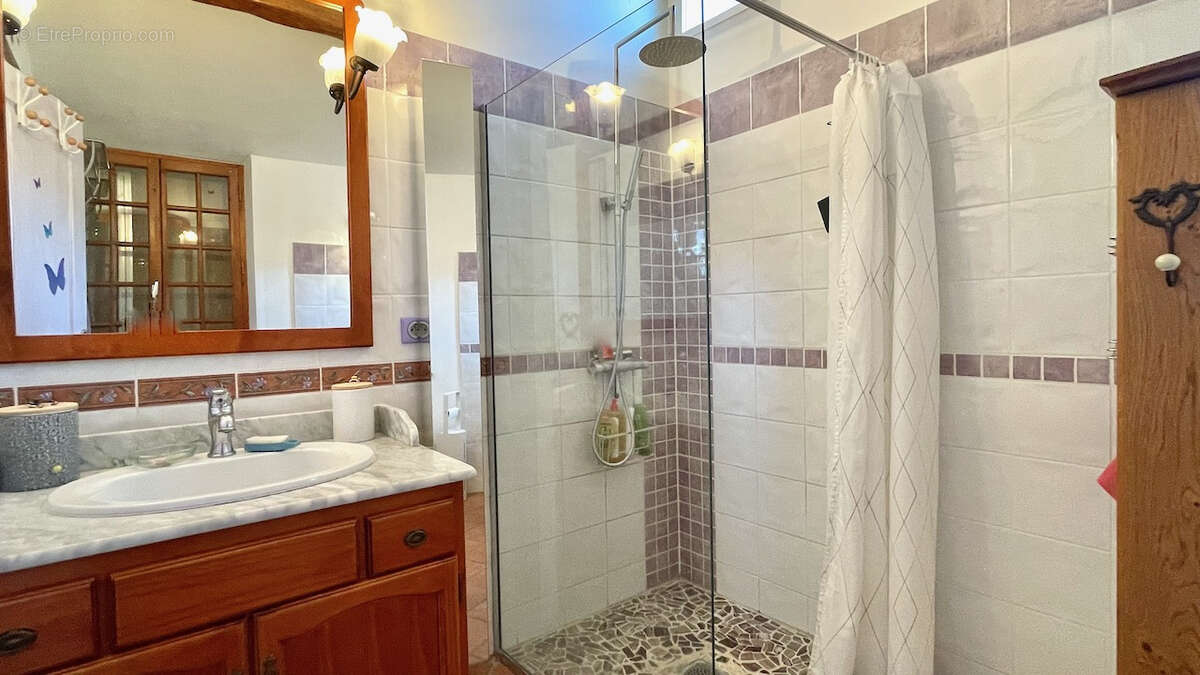 Maison 6 pièces et dépendance - photo 13
