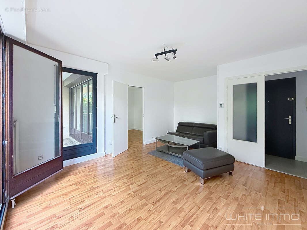 Appartement à LA MULATIERE