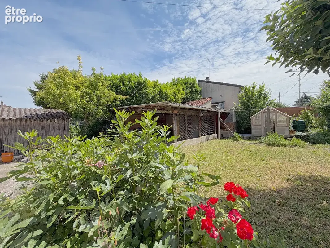 Argenteuil Maison de 4-5 pièces + 1 dépendance sur 316m2 de terrain clos. - photo 5