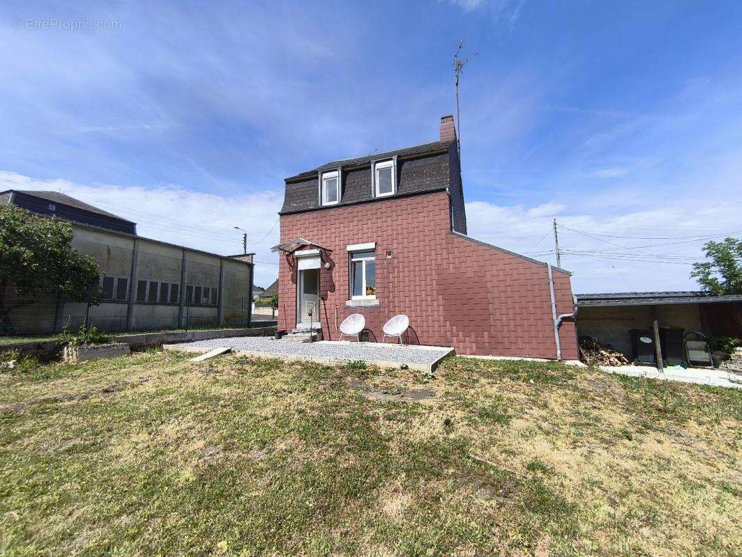 Maison 85 m² à Sains-Du-Nord  - photo 12