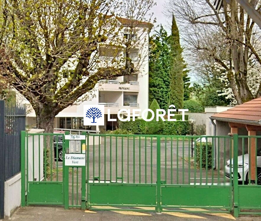 Appartement à CHAMPAGNE-AU-MONT-D'OR