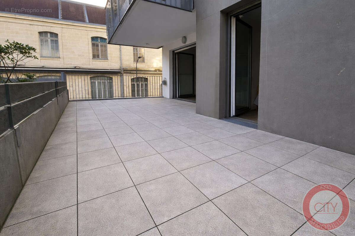 Appartement à BORDEAUX