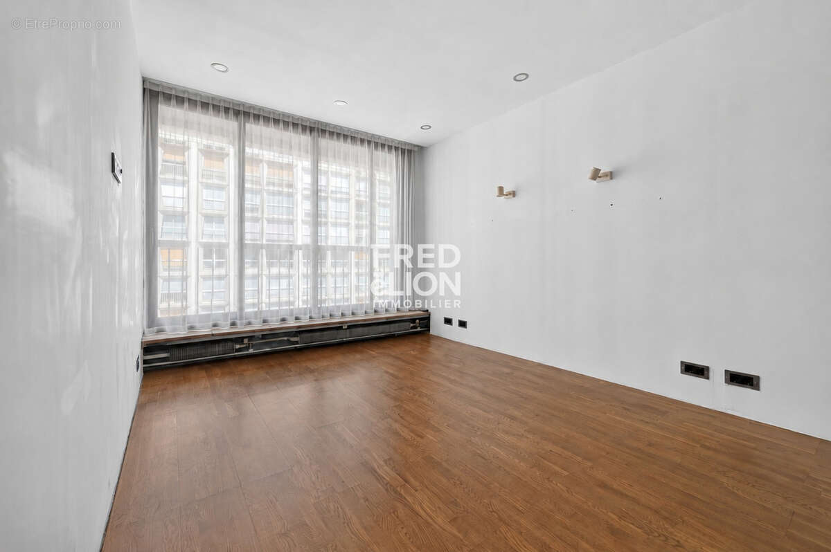 Appartement  5 pièce(s) 110 m2 - photo 8