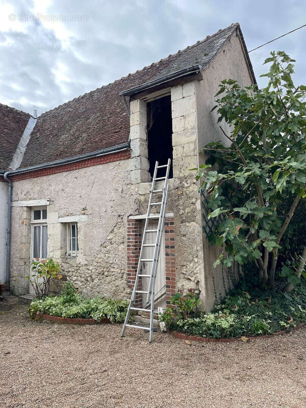Maison à LIMERAY