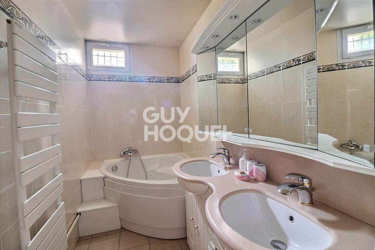 Maison à AUBERVILLIERS