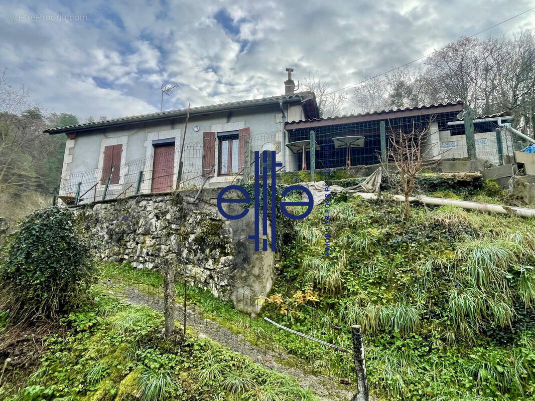 Maison à CHANCELADE