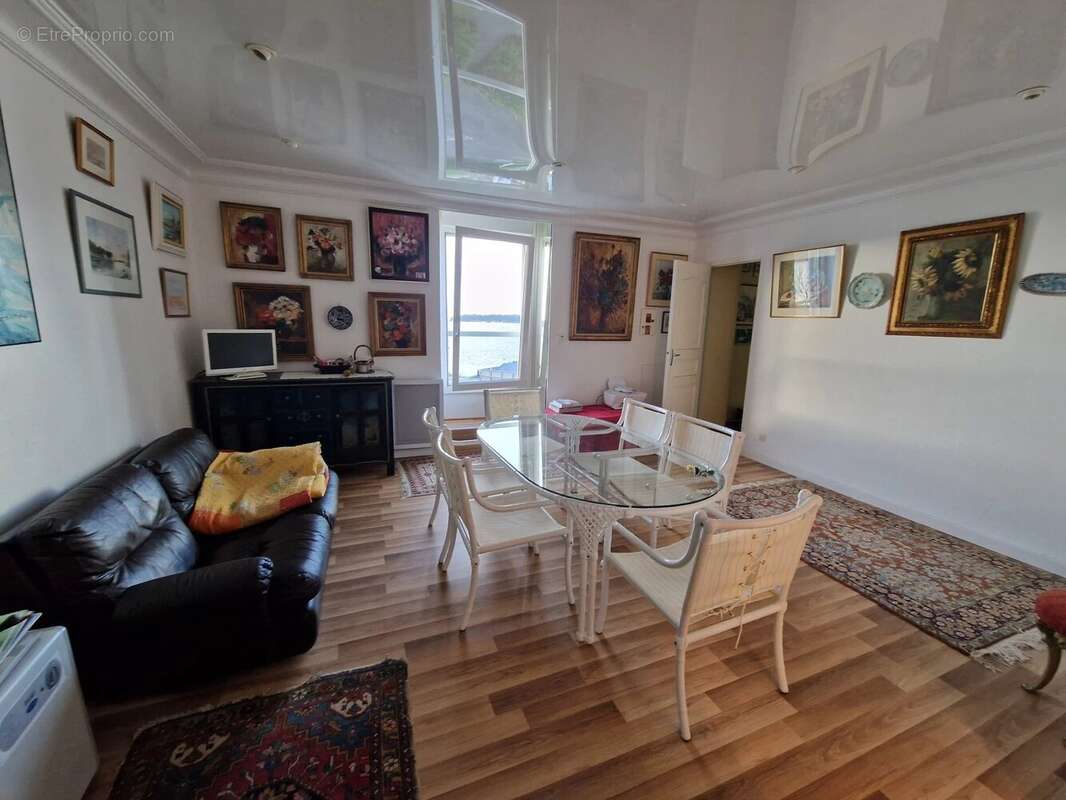 Appartement à LARMOR-BADEN