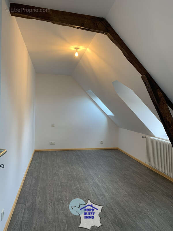 Maison à MAYENNE