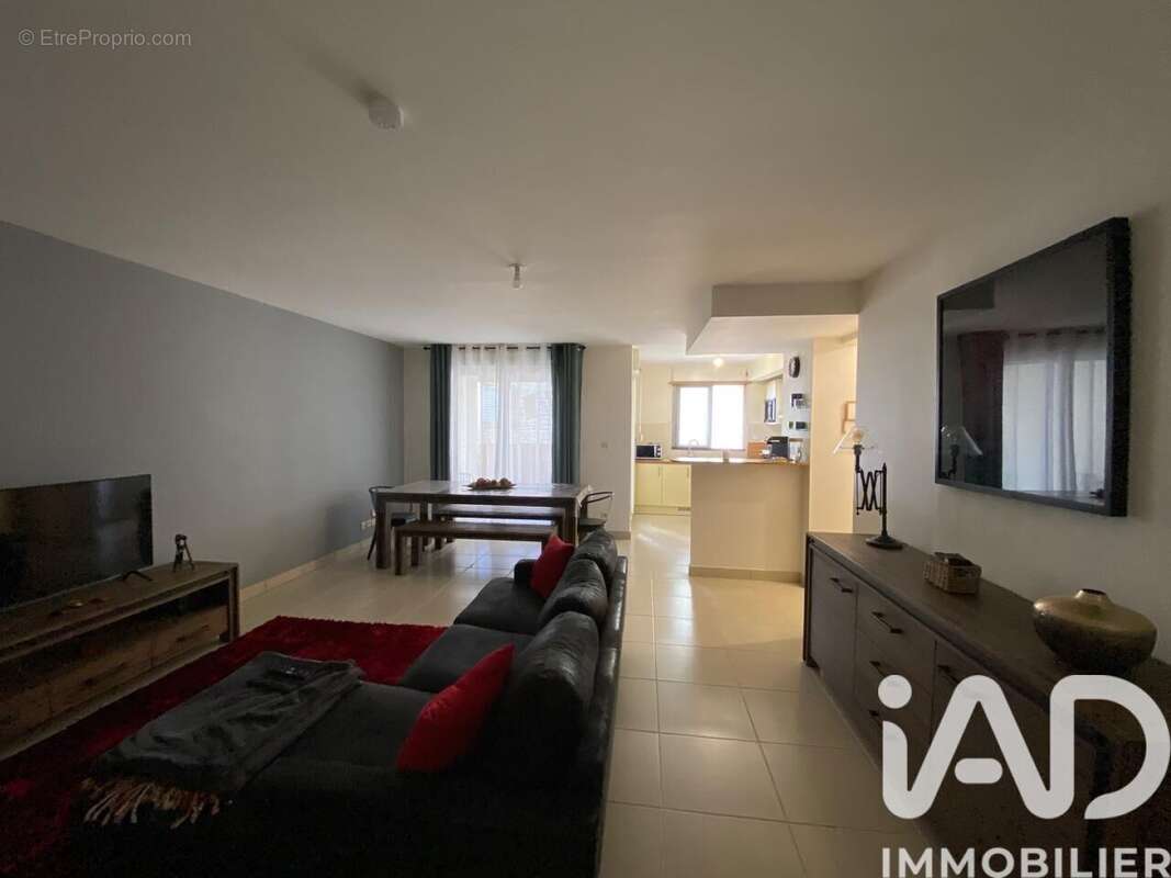 Photo 2 - Appartement à SAINT-DENIS