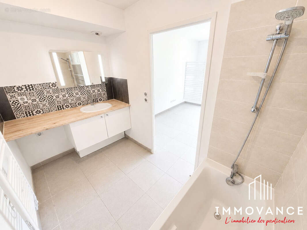 Appartement à CASTELNAU-LE-LEZ