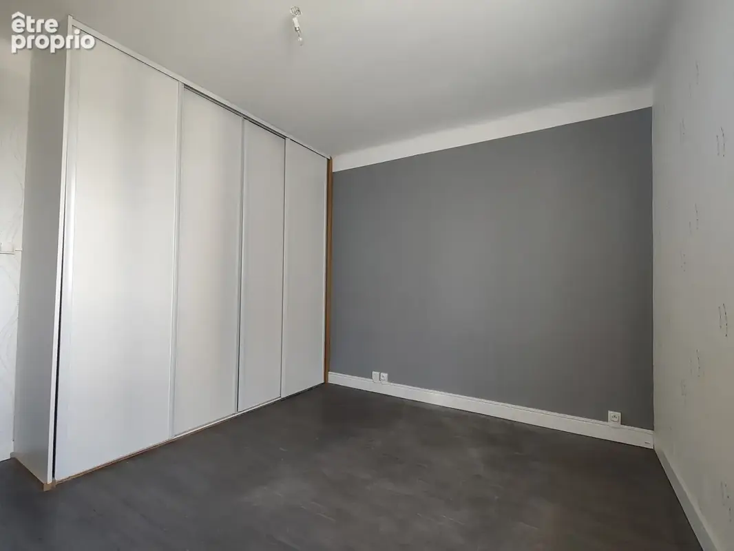 T3 lumineux de 72 m2 avec balcon, cave et climatisation - photo 7