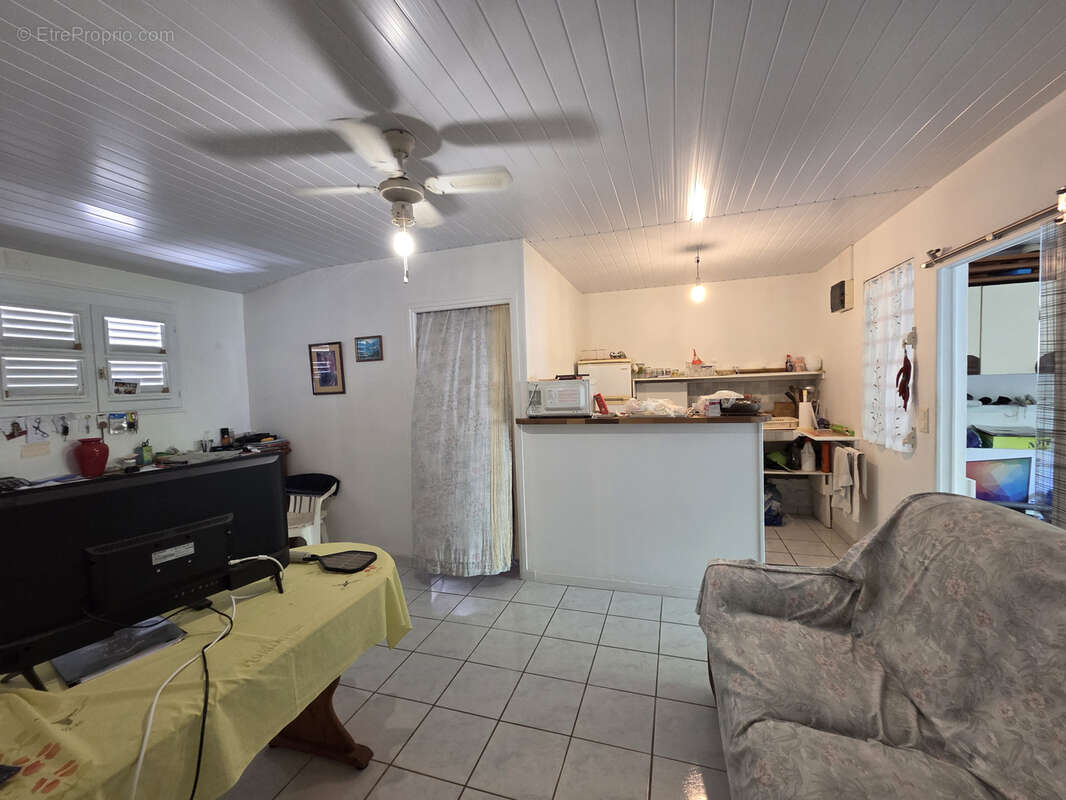 Maison à LES TROIS-ILETS