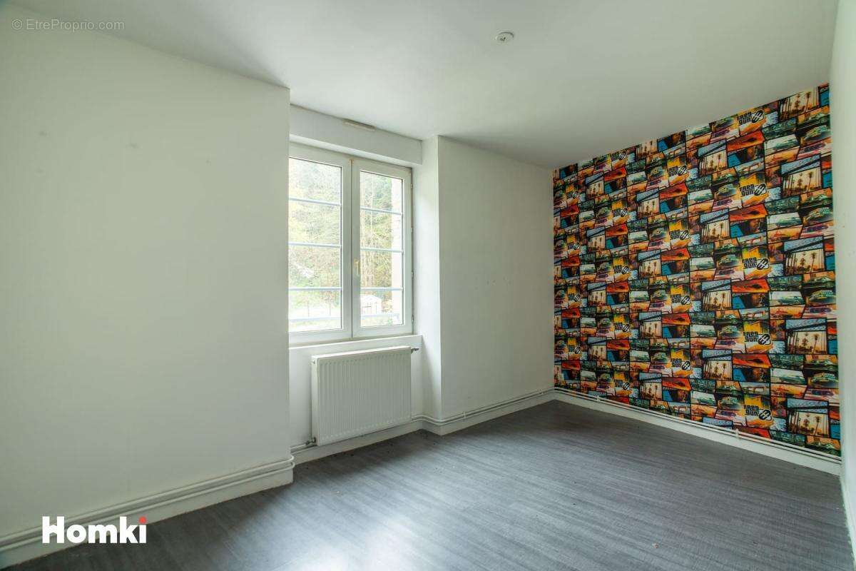 Appartement à LA SEAUVE-SUR-SEMENE