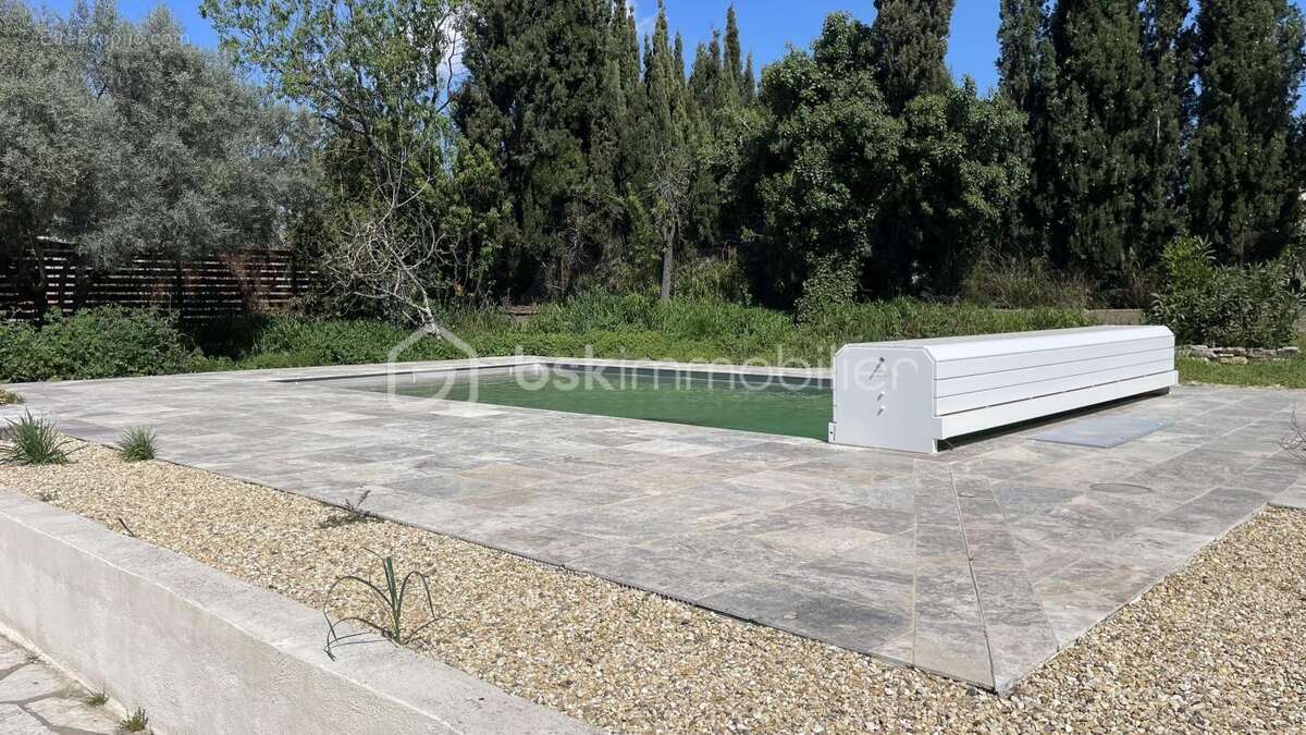 Pézenas — Élégante villa de plain-pied rénovée, 160 m², terrain 1 970 m² avec piscine chauffée - photo 21