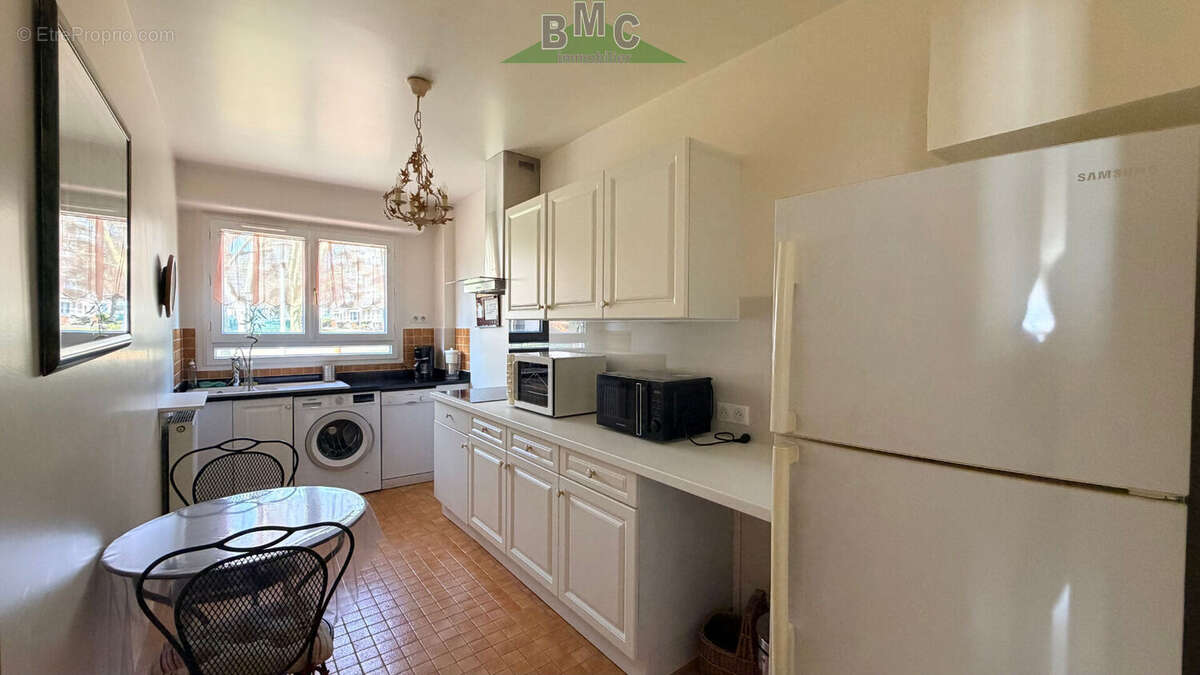 Appartement à LE PLESSIS-BOUCHARD