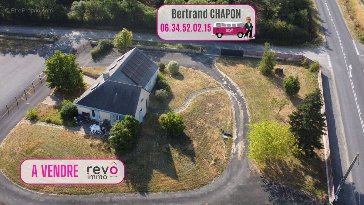Maison à BEAULIEU-SUR-LAYON