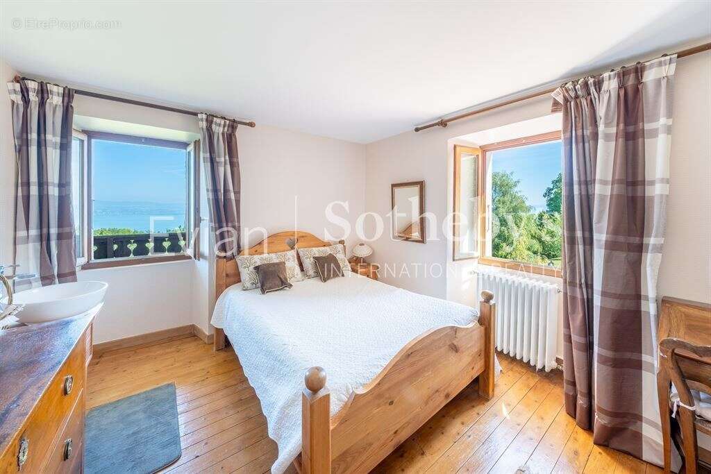 Maison à SAINT-PAUL-EN-CHABLAIS