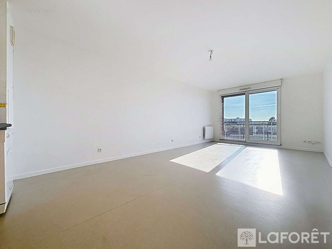 Appartement à LA CHAPELLE-D'ARMENTIERES