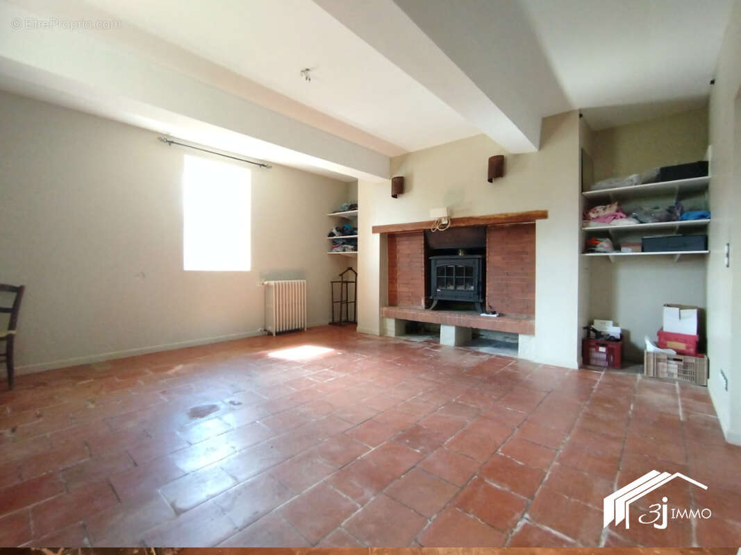 Maison à LE CASTERA