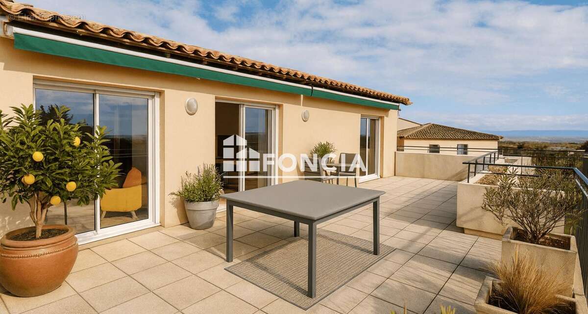 Appartement à VILLENEUVE-LES-AVIGNON