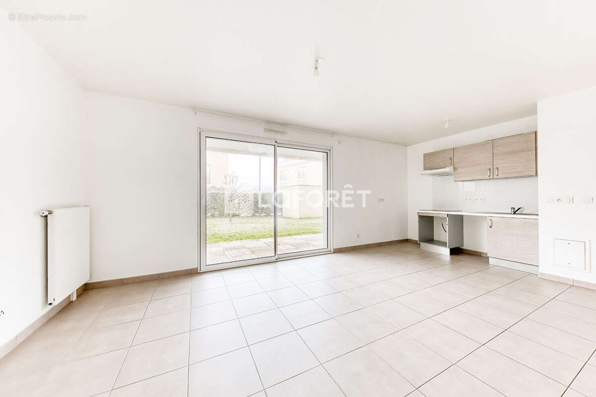 Appartement à EMERAINVILLE