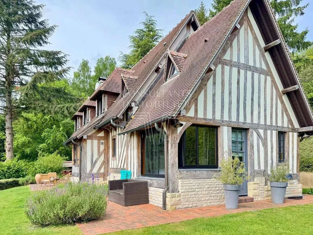Maison à PONT-L'EVEQUE