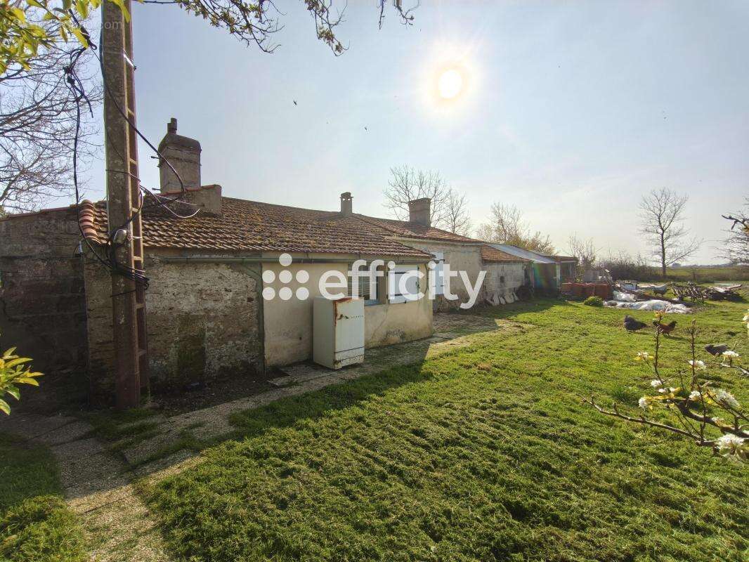 Maison à SAINT-GERVAIS