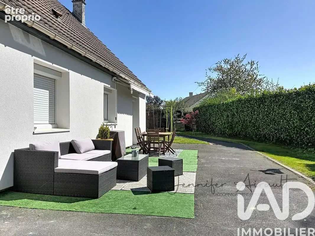 Photo 1 - Maison à MONTEREAU-FAULT-YONNE