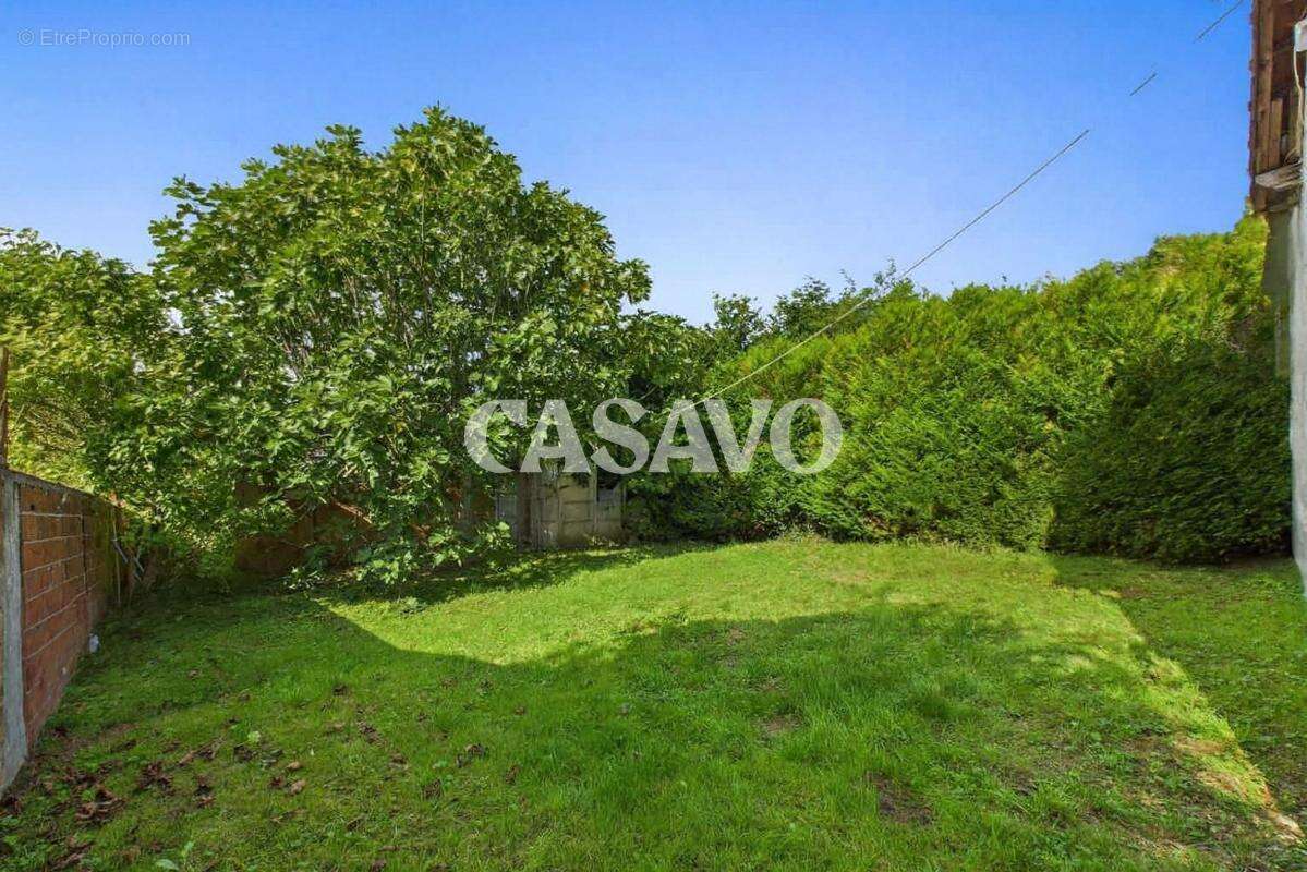 Maison à CHENNEVIERES-SUR-MARNE