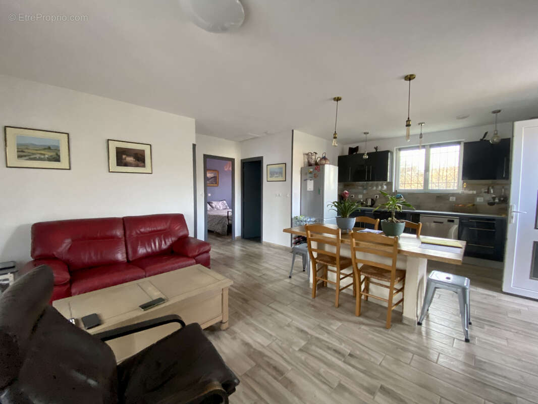 Maison à SAINT-LEGER-DES-VIGNES