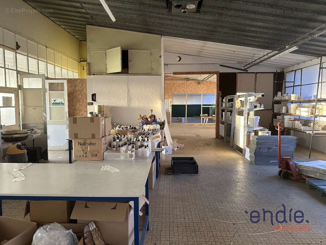 Commerce à LE VERNET