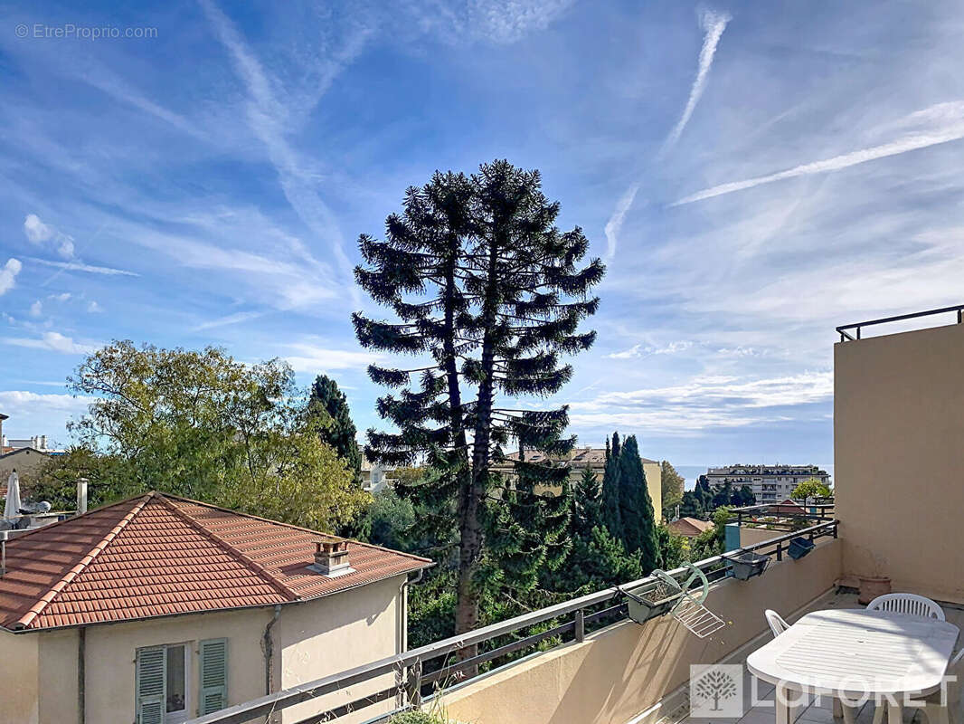 Appartement à MENTON
