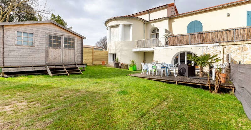 Maison à MESCHERS-SUR-GIRONDE