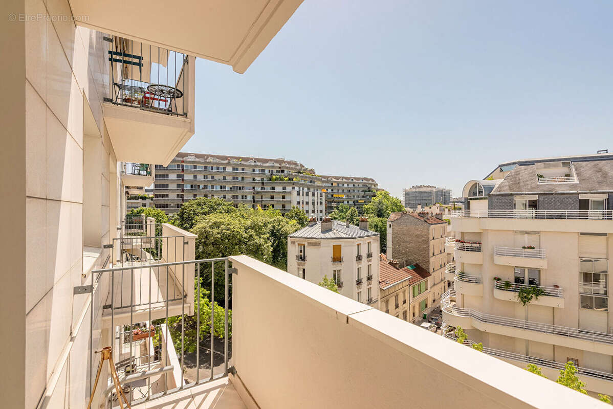 Appartement à PARIS-15E