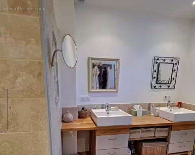 Maison à LA GARDE-FREINET