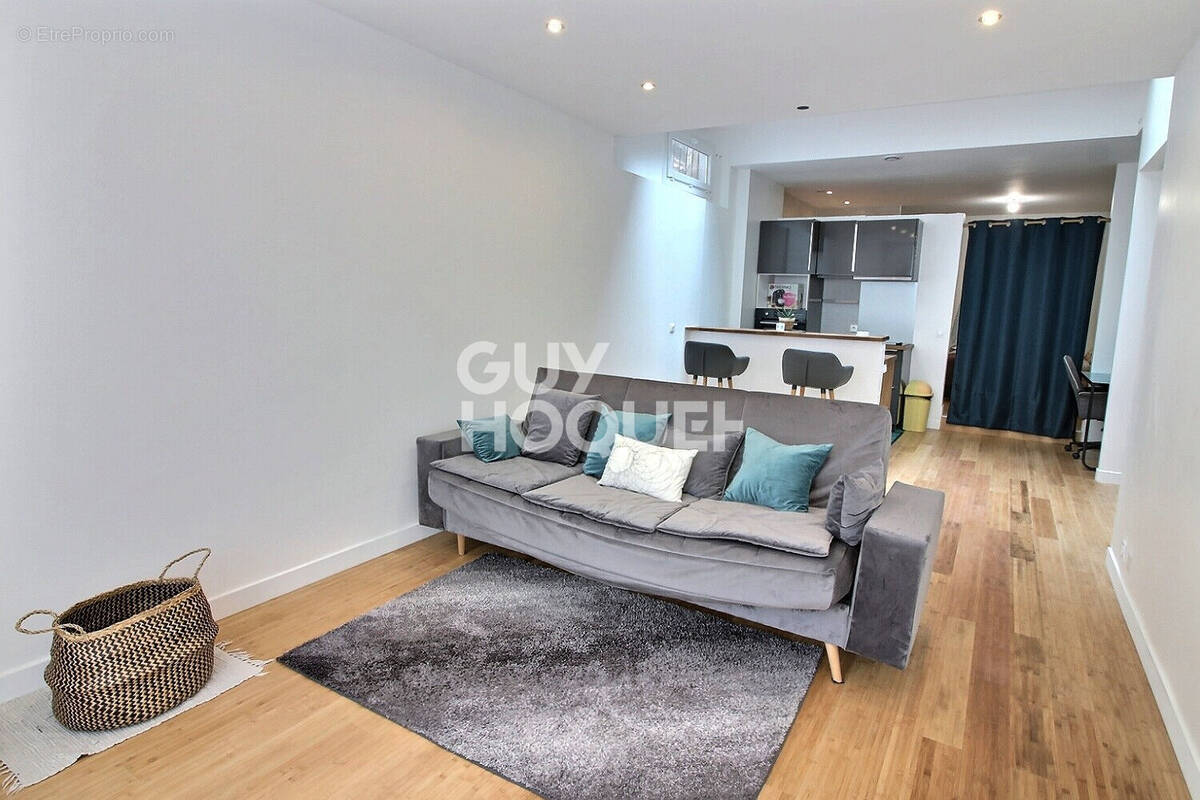 Appartement à PUTEAUX