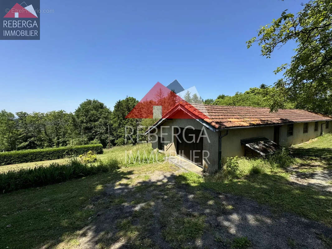 Terrain à PONT-DE-LARN