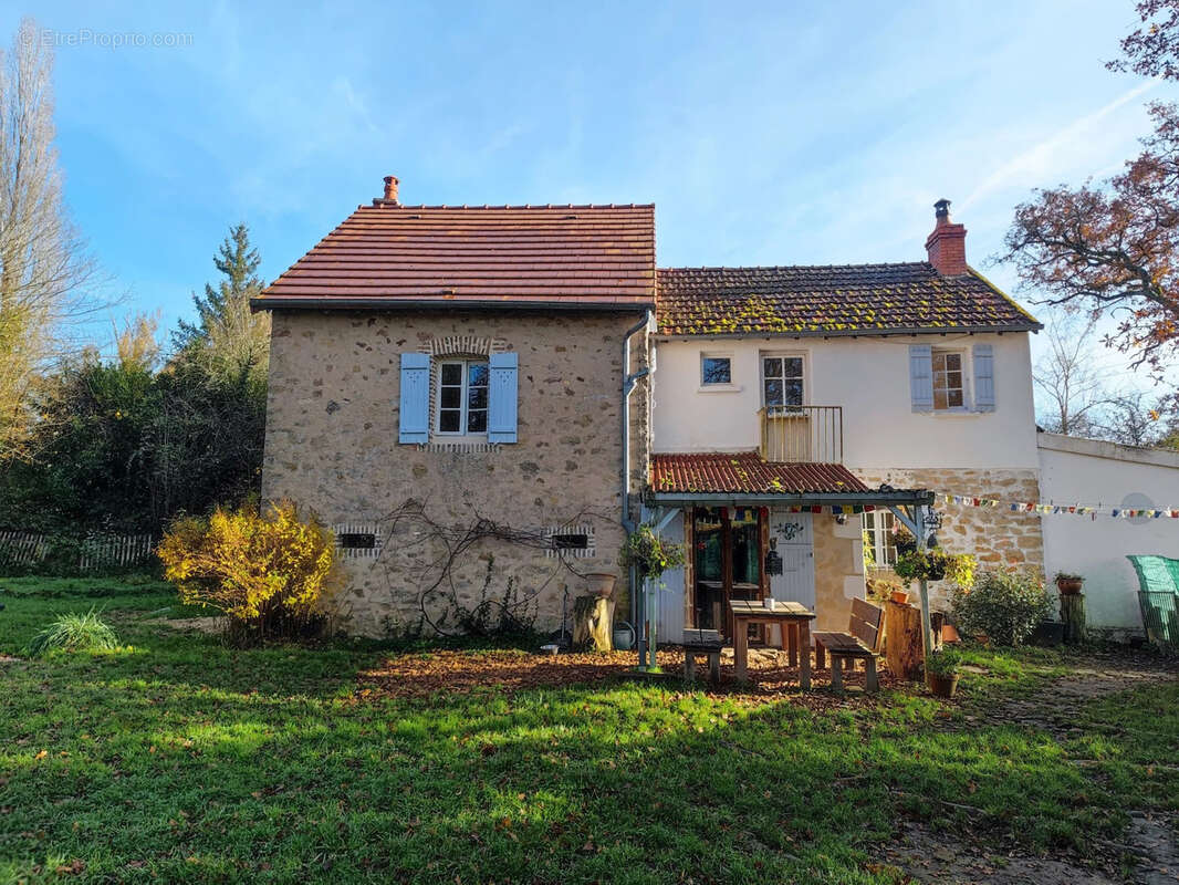 Maison à SAINT-HONORE-LES-BAINS