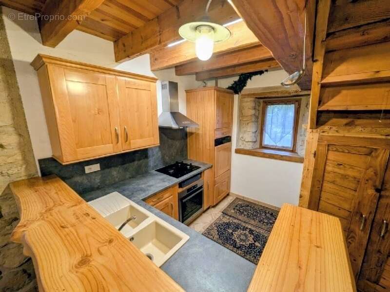 Appartement à SAINT-SAUVEUR-CAMPRIEU