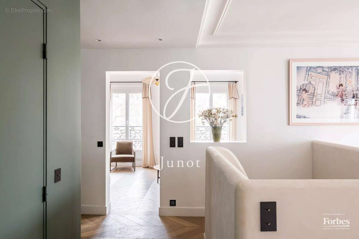 Appartement à PARIS-5E