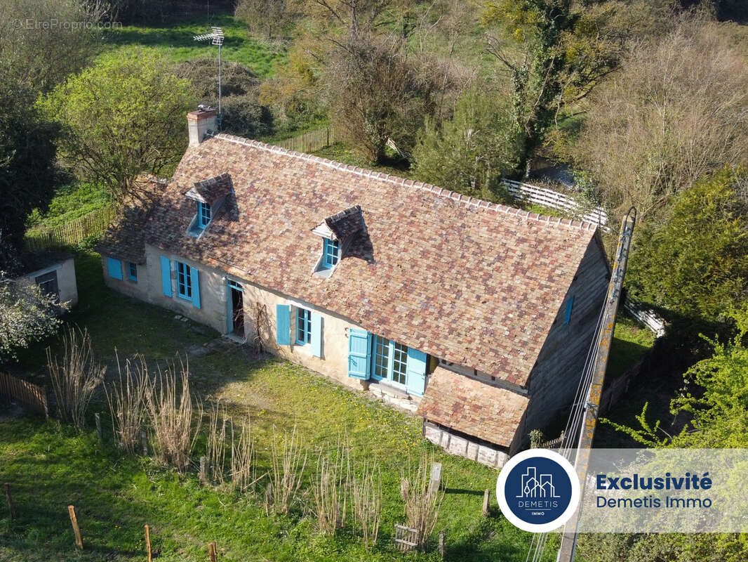 Maison à SAINT-MARS-SOUS-BALLON