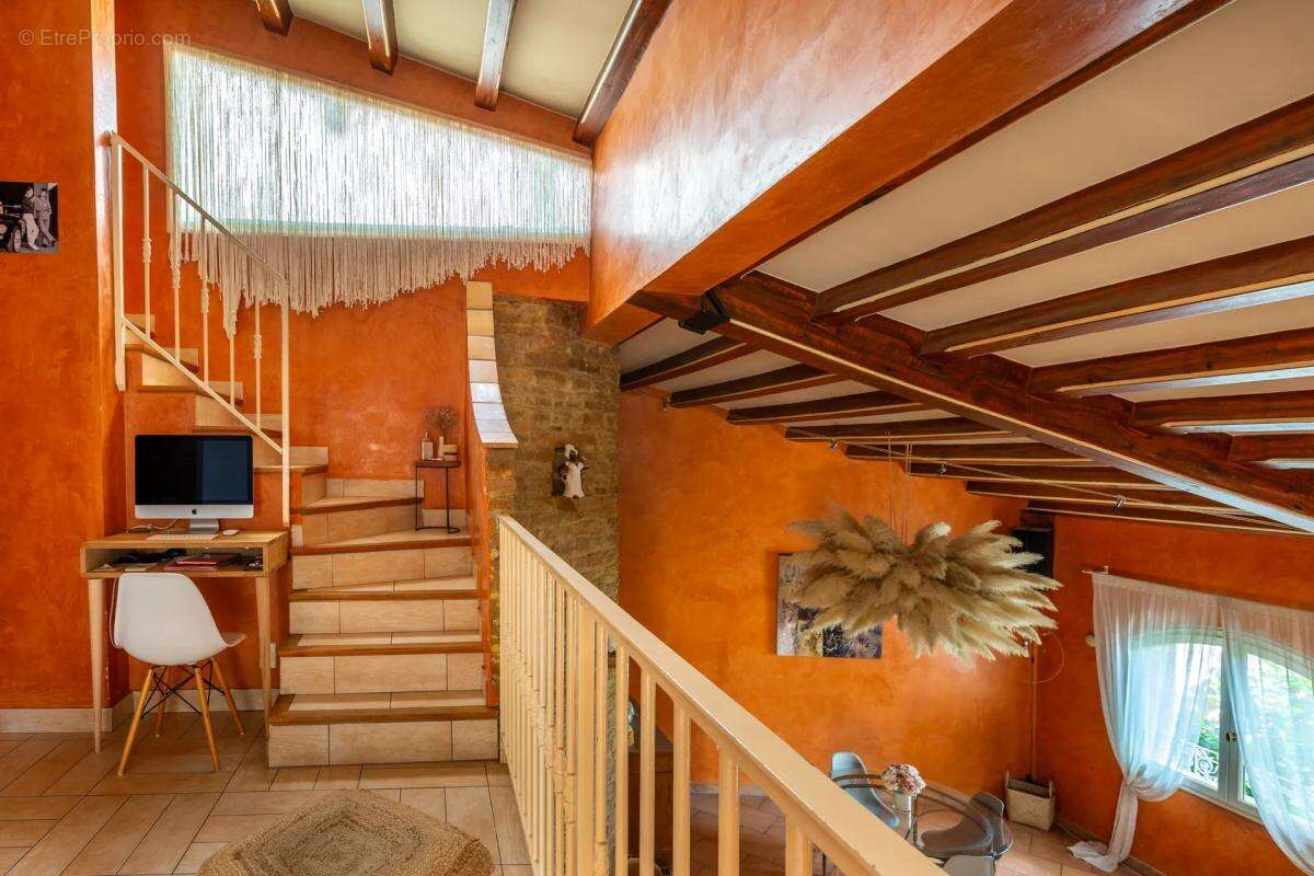 Maison à VAULX-EN-VELIN