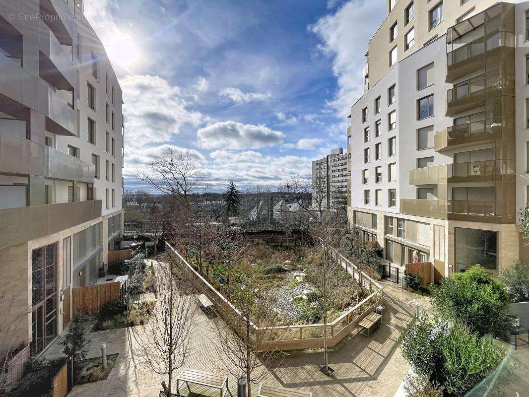 Appartement à BAGNEUX